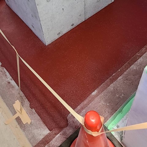 水硬性ウレタン樹脂系塗床　タフモル工法サムネイル